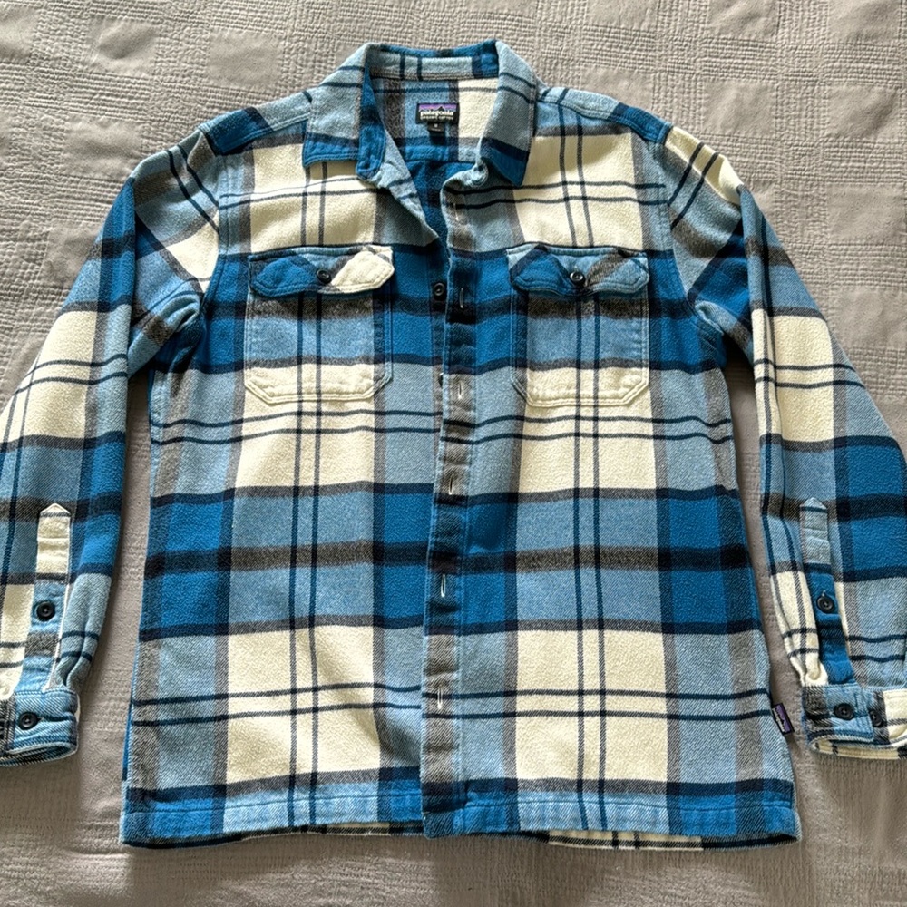 Men’s Patagonia fjord, organic cotton flannel, size medium